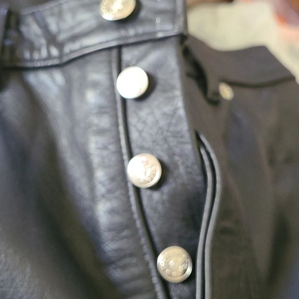 VINTAGE TRASH AND VAUDEVILLE BLACK LEATHER PANTS SIZE 32 - Picture 5 of 6